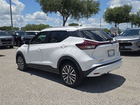 Certified 2023 Nissan Kicks SV FWD image 6