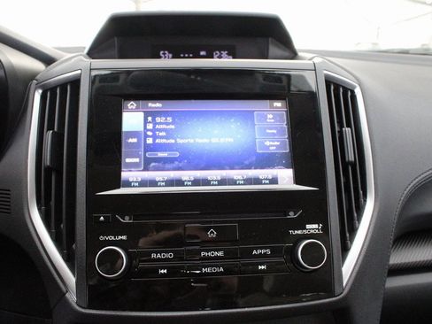 Used 2022 Subaru Impreza Premium image 5