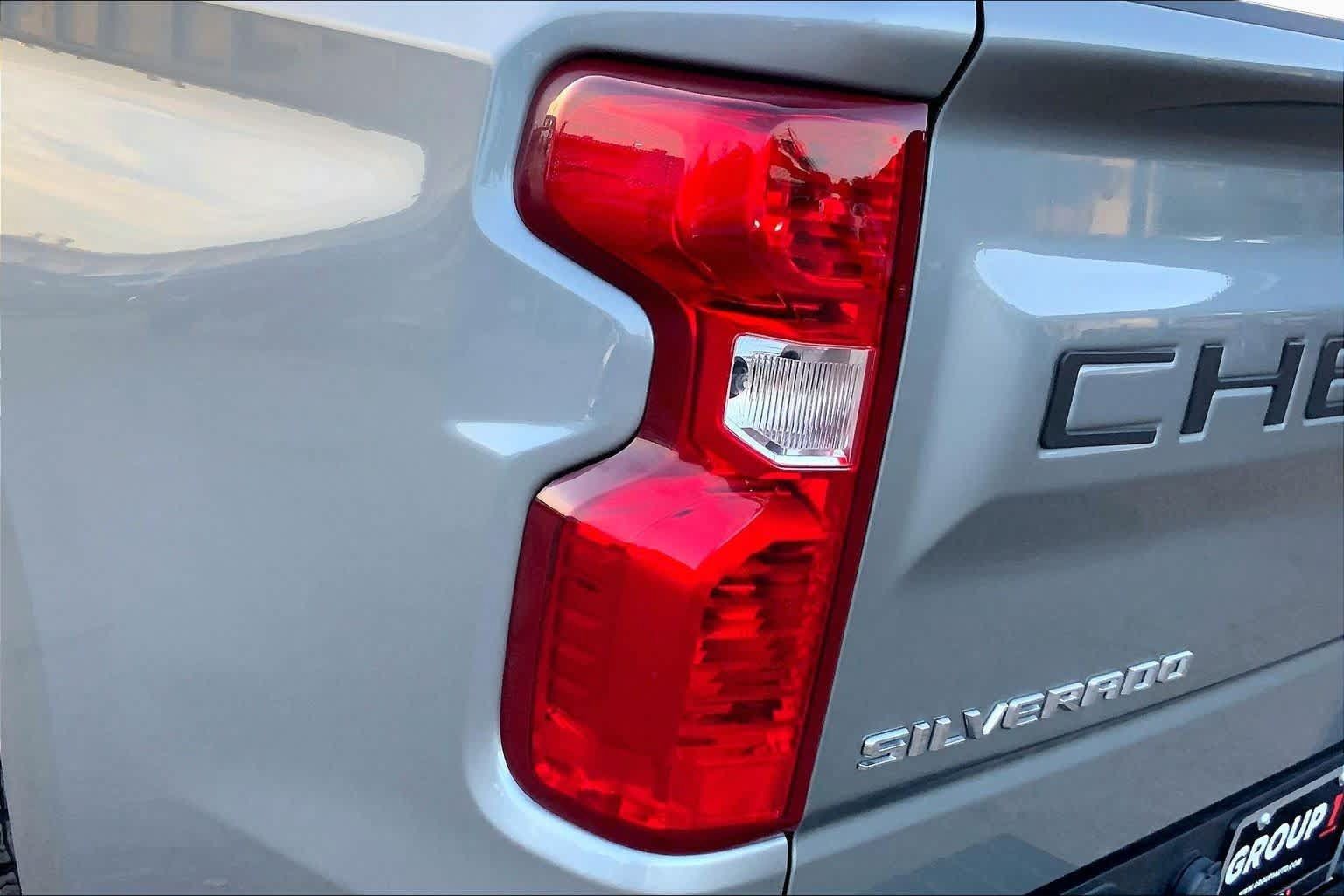 Used 2024 Chevrolet Silverado 1500 Custom Trail Boss AWD/4WD image 28