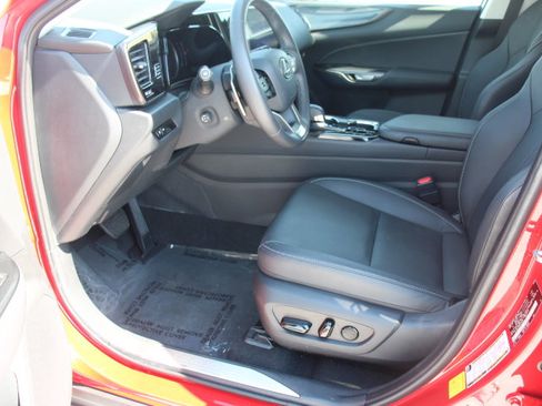 Used 2025 Lexus NX 250 FWD w/ Premium Package image 11