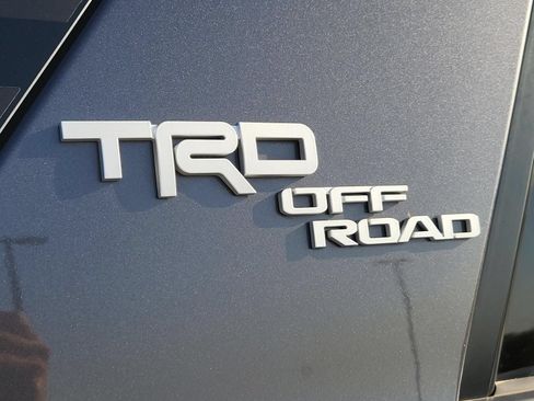 Used 2023 Toyota 4Runner TRD Off-Road Premium w/ Off Road Premium Plus Package AWD/4WD image 6