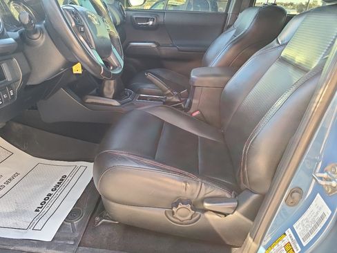 Used 2018 Toyota Tacoma TRD Pro image 9