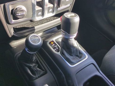 New 2026 Jeep Wrangler Sport AWD/4WD image 19