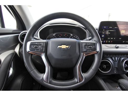 Used 2024 Chevrolet Blazer LT w/ Convenience Package FWD image 14