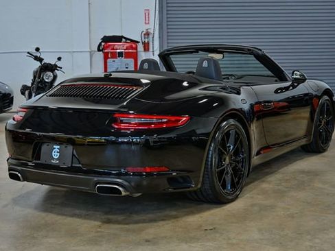 Used 2017 Porsche 911 Carrera image 11