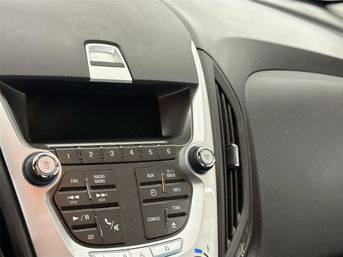 Used 2013 Chevrolet Equinox LS FWD image 4