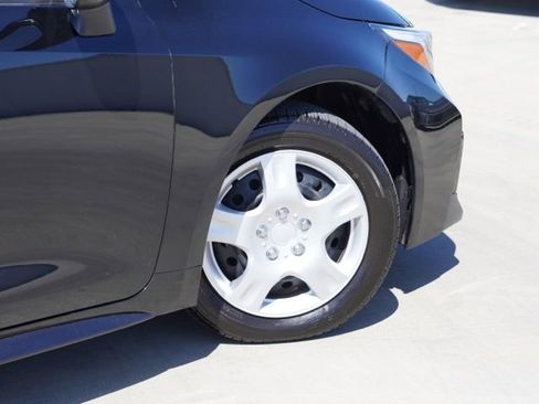 Used 2024 Toyota Corolla SE FWD image 9