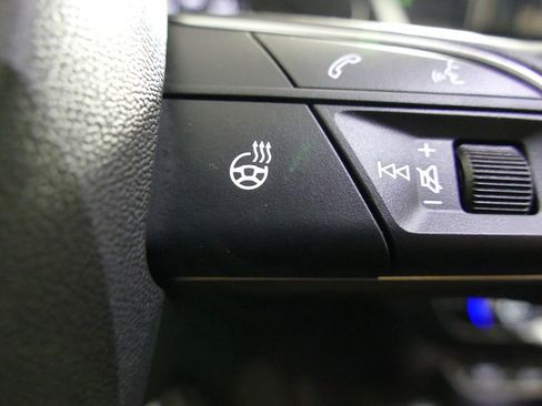 Used 2023 Audi Q5 2.0T Premium w/ Convenience Package AWD/4WD image 24
