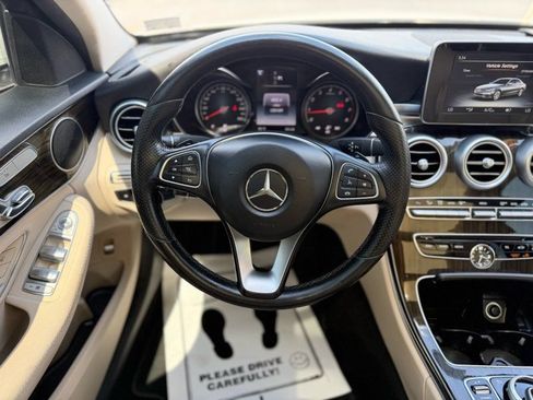 Used 2016 Mercedes-Benz C 300 4MATIC Sedan image 11