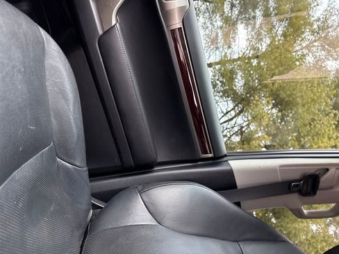 Used 2015 Lexus GX 460 w/ Premium Package image 20