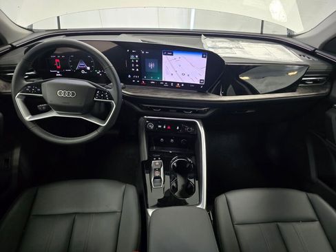 New 2025 Audi Q5 Premium image 18