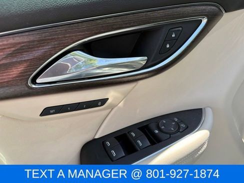 Used 2023 Buick Envision Avenir AWD/4WD image 20
