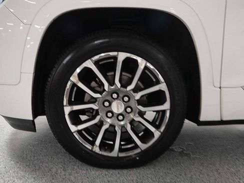 Used 2020 GMC Acadia Denali w/ Technology Package image 5