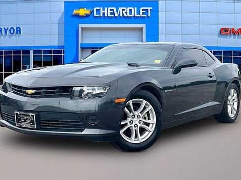 Used 2015 Chevrolet Camaro LS RWD image 3