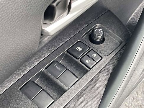 New 2026 Toyota Corolla SE image 25