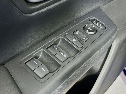 Used 2023 Honda CR-V Sport image 28