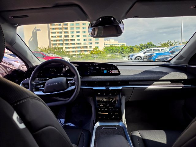 Used 2026 Lucid Air Pure RWD image 35