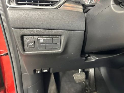 Used 2017 MAZDA CX-5 Touring w/ Preferred Equipment Package image 19