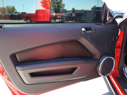 Used 2012 Ford Mustang GT RWD image 10