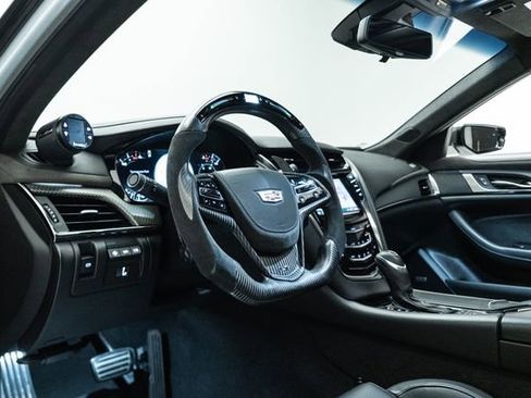 Used 2018 Cadillac CTS V w/ Carbon Fiber Package image 27