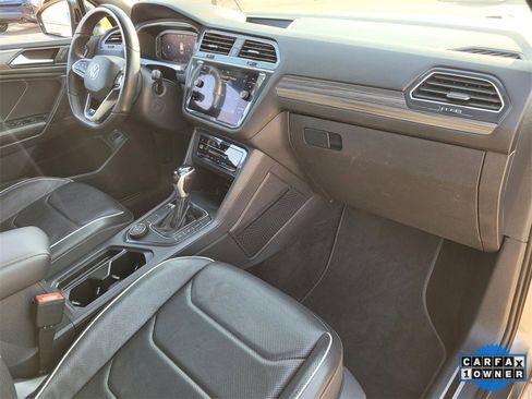 Used 2022 Volkswagen Tiguan SEL R-Line image 7