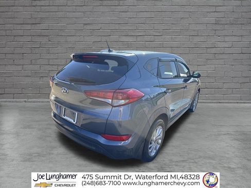 Used 2017 Hyundai Tucson SE FWD image 3