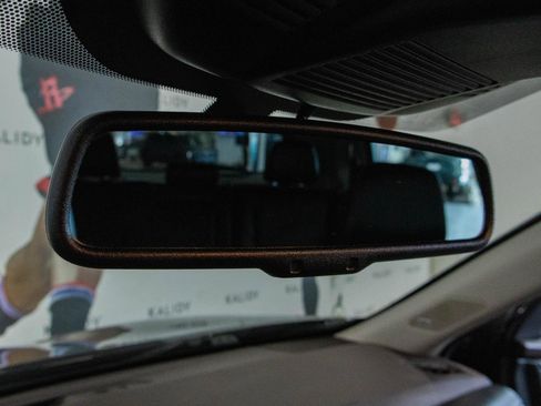 Used 2023 Nissan Rogue SL w/ SL Premium Package image 13