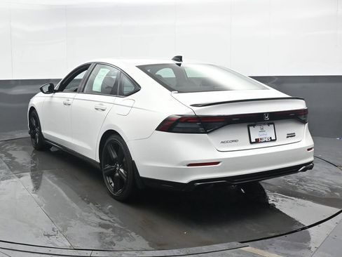 Used 2025 Honda Accord Sport image 8