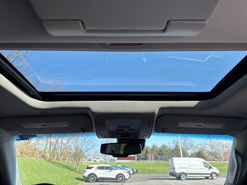 Used 2017 Chevrolet Tahoe LT w/ LT Signature Package image 23