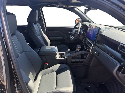 New 2026 Toyota 4Runner Limited AWD/4WD image 18