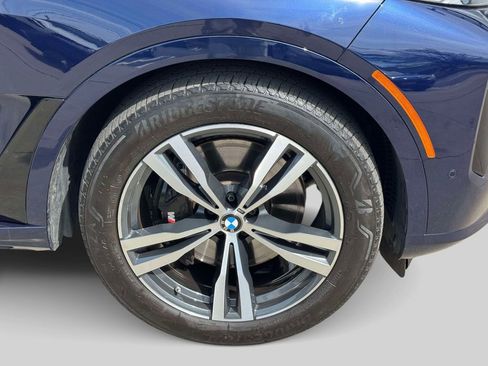 Certified 2023 BMW X7 xDrive40i w/ Executive Package AWD/4WD image 8
