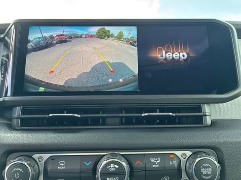 New 2025 Jeep Wrangler Sport S image 20