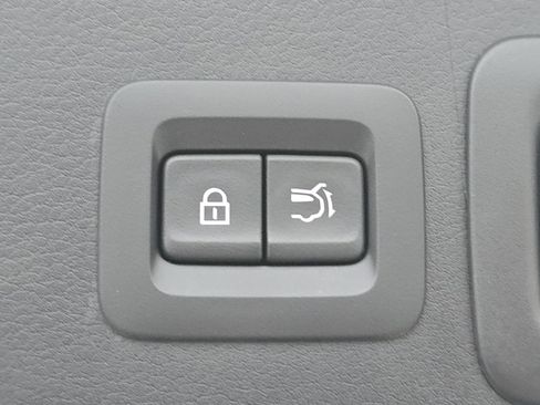 Used 2025 MAZDA CX-30 2.5 Turbo w/ Premium Plus Pkg image 11