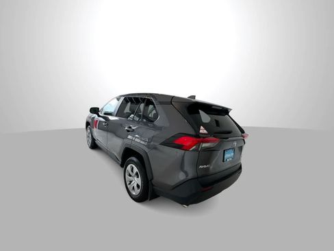 Used 2024 Toyota RAV4 LE AWD/4WD image 6