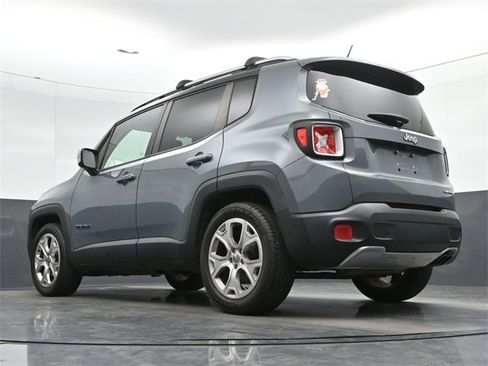 Used 2017 Jeep Renegade Limited image 14