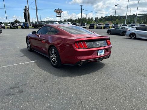Used 2015 Ford Mustang Premium RWD image 4