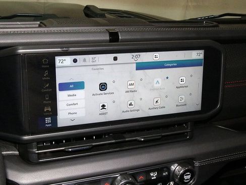 Used 2025 Jeep Wrangler Unlimited Rubicon image 18