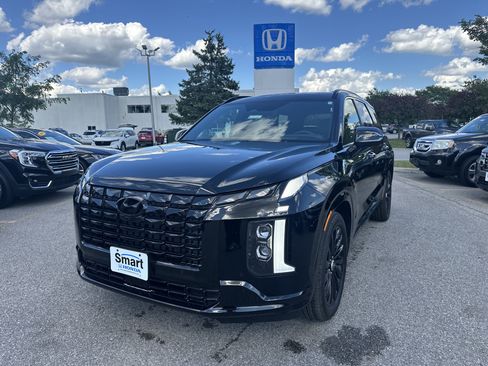 Used 2025 Hyundai Palisade Calligraphy AWD/4WD image 1