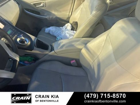 Used 2011 Toyota Prius Four w/ Solar Roof Pkg FWD image 17