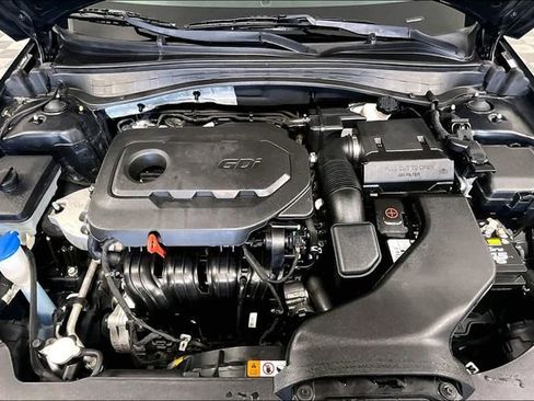 Used 2019 Kia Optima S image 9