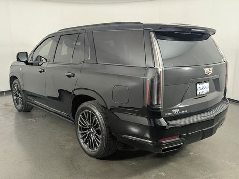 Used 2025 Cadillac Escalade Sport Platinum AWD/4WD image 6