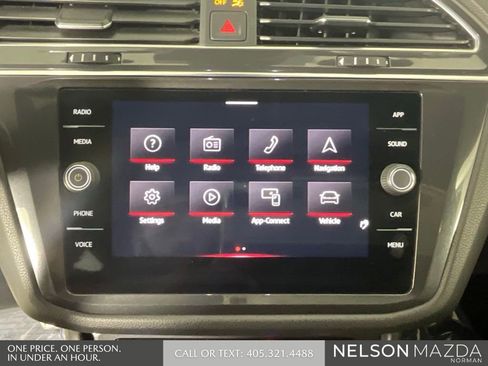 Used 2022 Volkswagen Tiguan SE R-Line AWD/4WD image 33