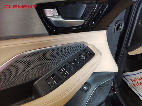 Used 2022 Acura MDX SH-AWD image 24