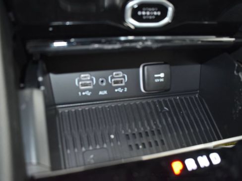 New 2026 Jeep Grand Cherokee Altitude AWD/4WD image 20
