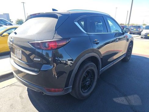 Used 2018 MAZDA CX-5 Touring w/ Preferred Equipment Package image 3