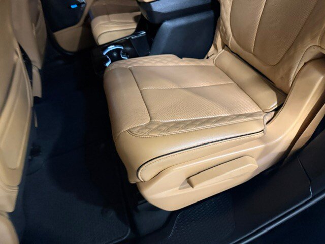 Used 2025 Jeep Grand Cherokee L Summit AWD/4WD image 31