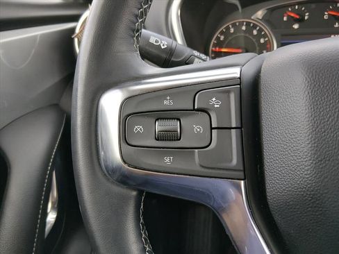 Used 2023 Chevrolet Blazer LT FWD image 18