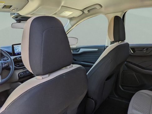 Used 2022 Ford Escape SE image 22