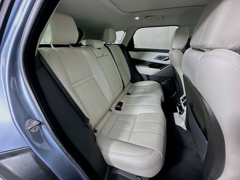 Used 2020 Land Rover Range Rover Velar R-Dynamic S image 28