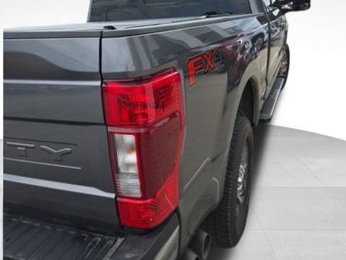 Used 2022 Ford F250 Lariat w/ FX4 Off-Road Package AWD/4WD image 17